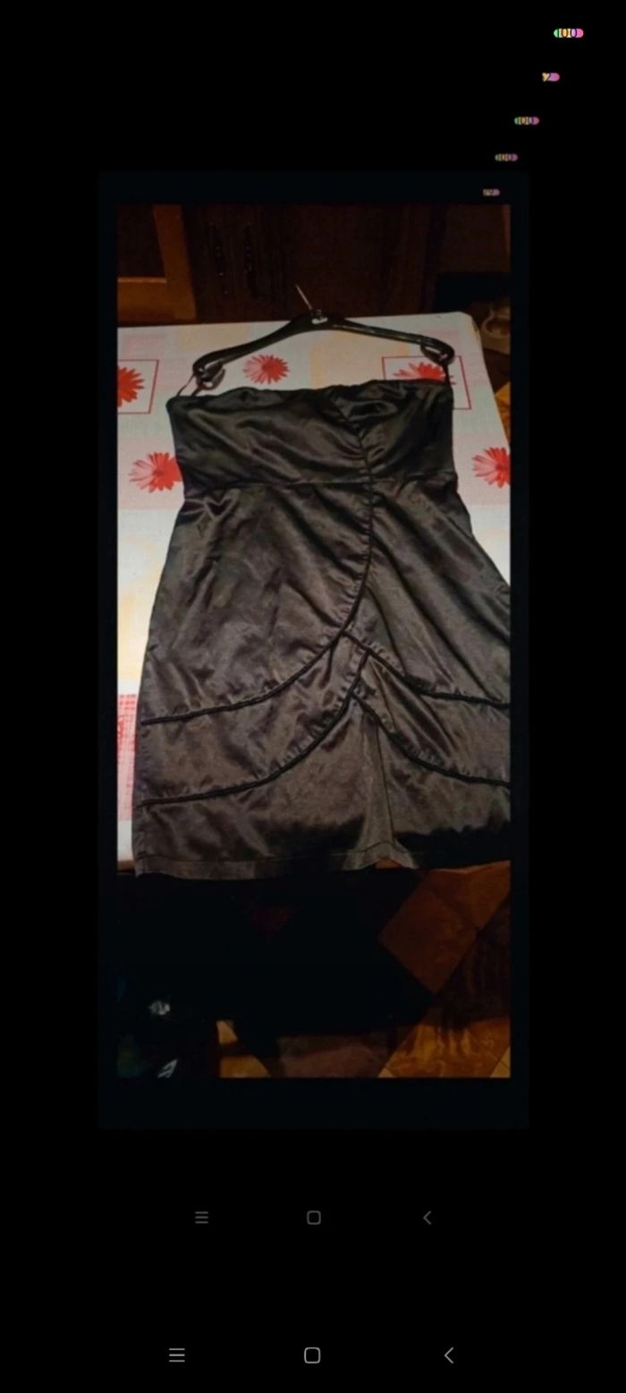 Robe noir