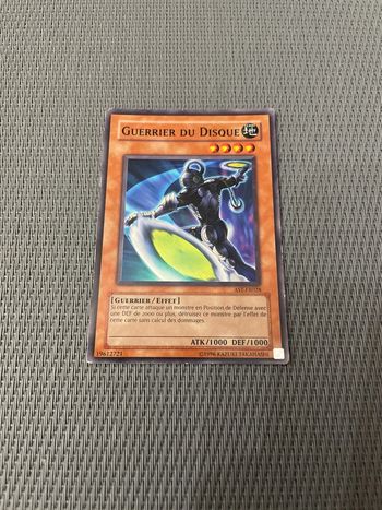 carte Yu-Gi-Oh! Guerrier du Disque AST-FR028