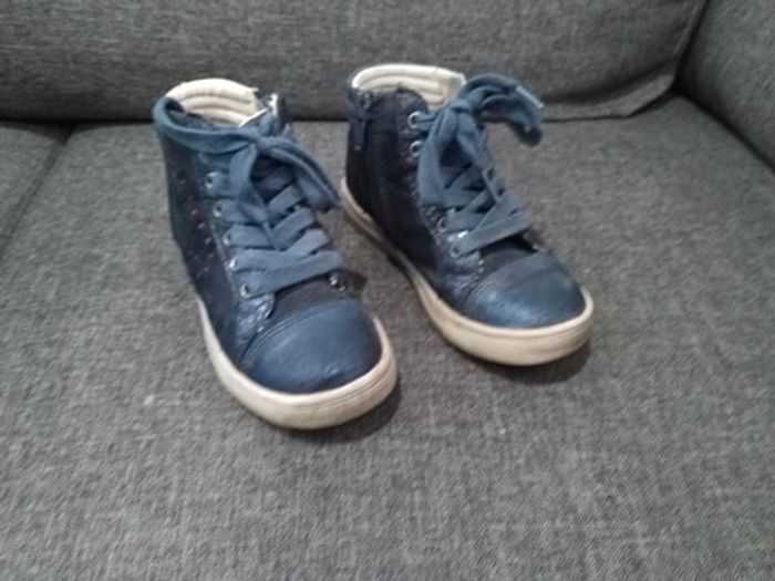 Chaussures - Bottines - 26