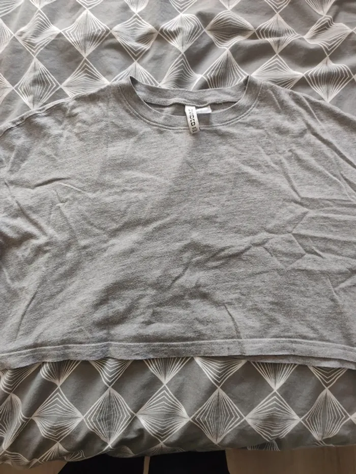 T-shirt court - photo numéro 4