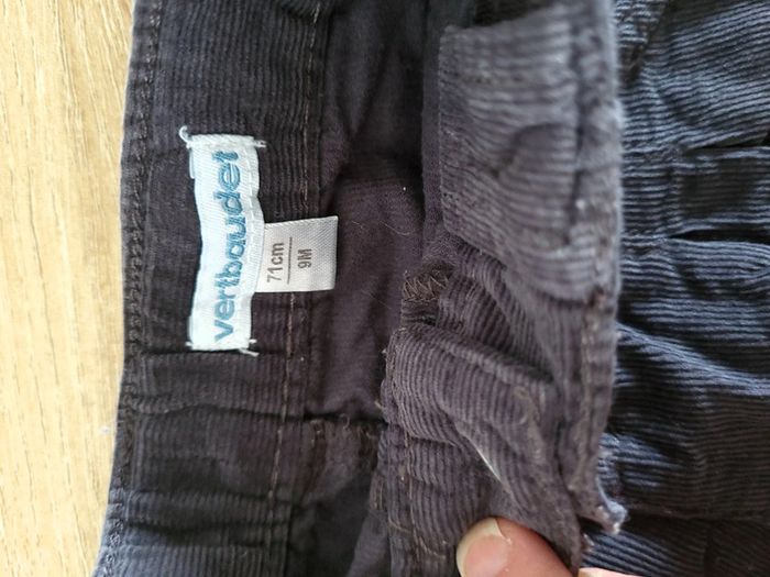 Short velour 9 mois - photo numéro 3