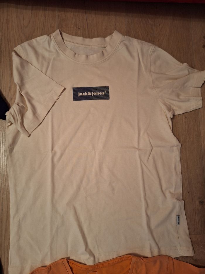 6 tee-shirts manches courte  dont 1 manche longue 14 ans - photo numéro 4