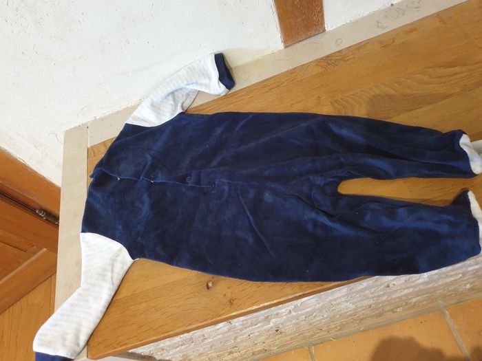Lot 4 pyjamas hiver 9 mois - photo numéro 7