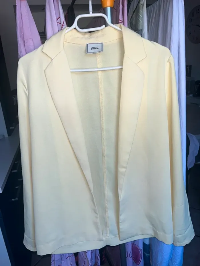 Veste jaune pale - photo numéro 2