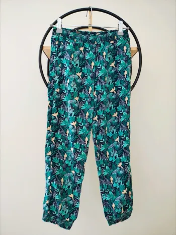 11 12 ans pantalon 3/4 fluide léger Vertbaudet