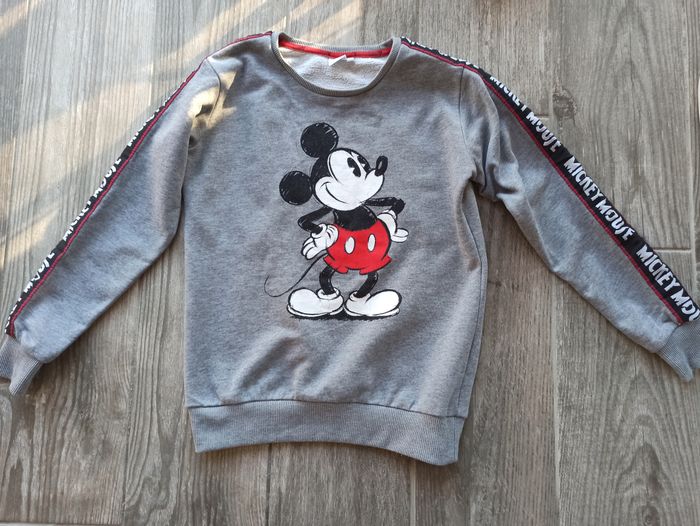 Sweat Disney Mickey