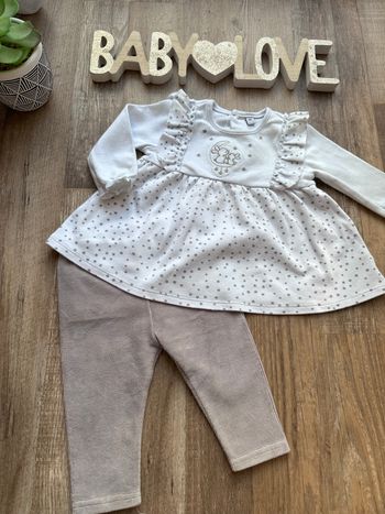 - Ensemble    - 6 mois - Très bon état