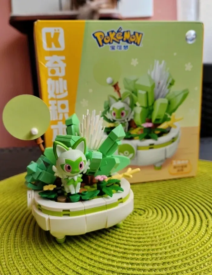 Figurine de construction, bloc (Mega - Lego) Pokémon, Poussacha ( Sprigatito ) - photo numéro 13