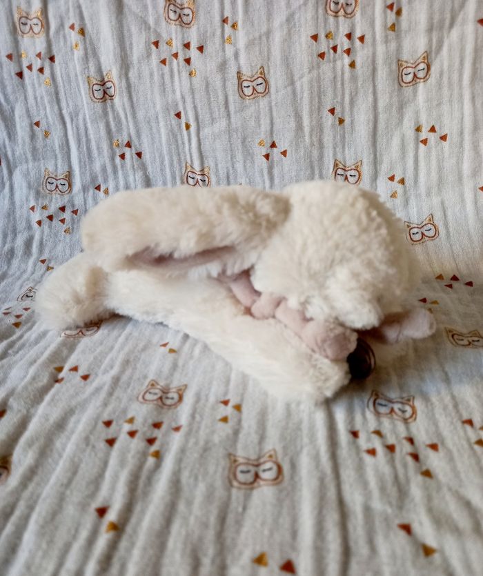 Doudou lapin taupe Bonbon Doudou et Compagnie