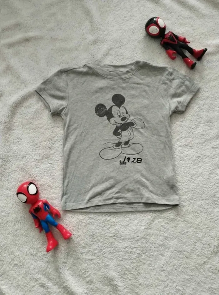 Tee-shirt