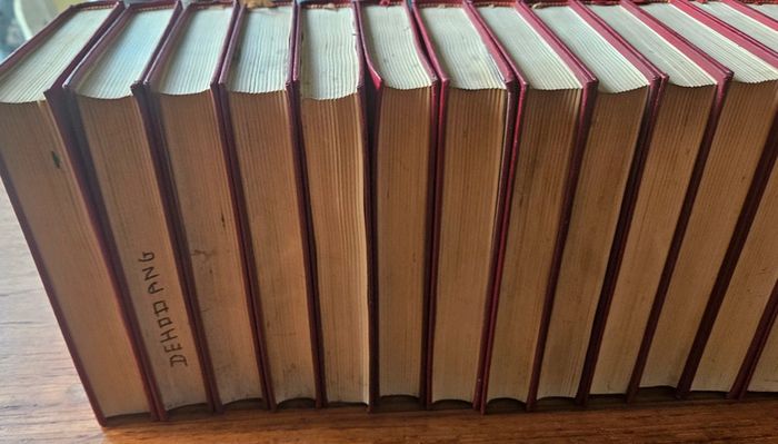 Collection de 22 encyclopédique en couleurs.
Larousse.
En l'état. - photo numéro 10