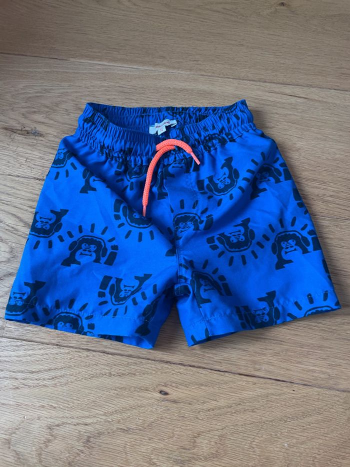 Superbe short de bain bébé 12 mois jamais porté