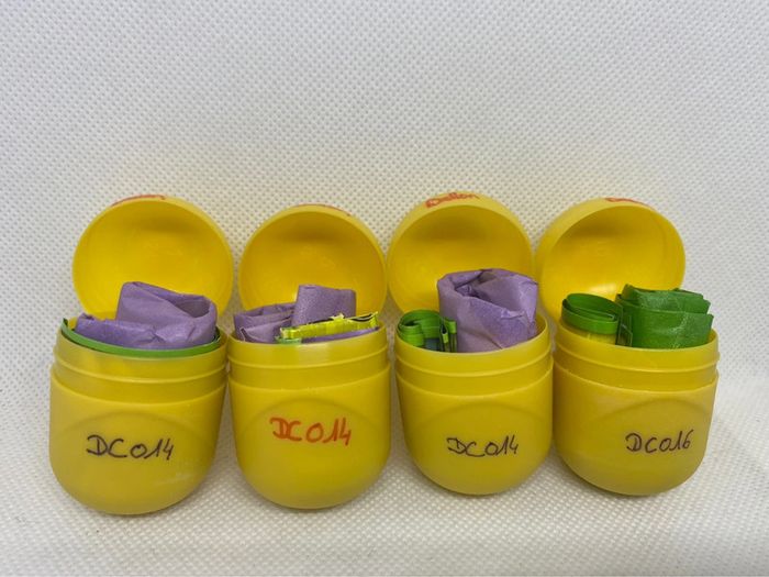 Lot de 4 ballons kinder surprise natoon soit 3 rhinocéros et 1 crocodile - photo numéro 2