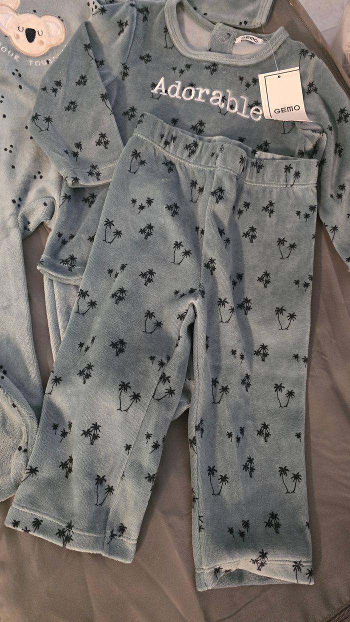 (Neufs non portés) 🏷🏷🥰😍💙 deux  pyjamas 18mois garçon 😍💙🥰 - photo numéro 5