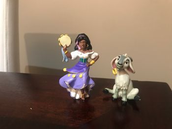 Figurine esmeralda et djalil disney bullyland