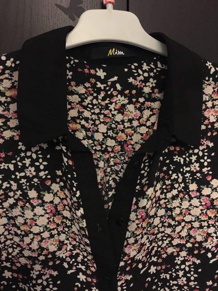 Chemise fleurs XS - photo numéro 2