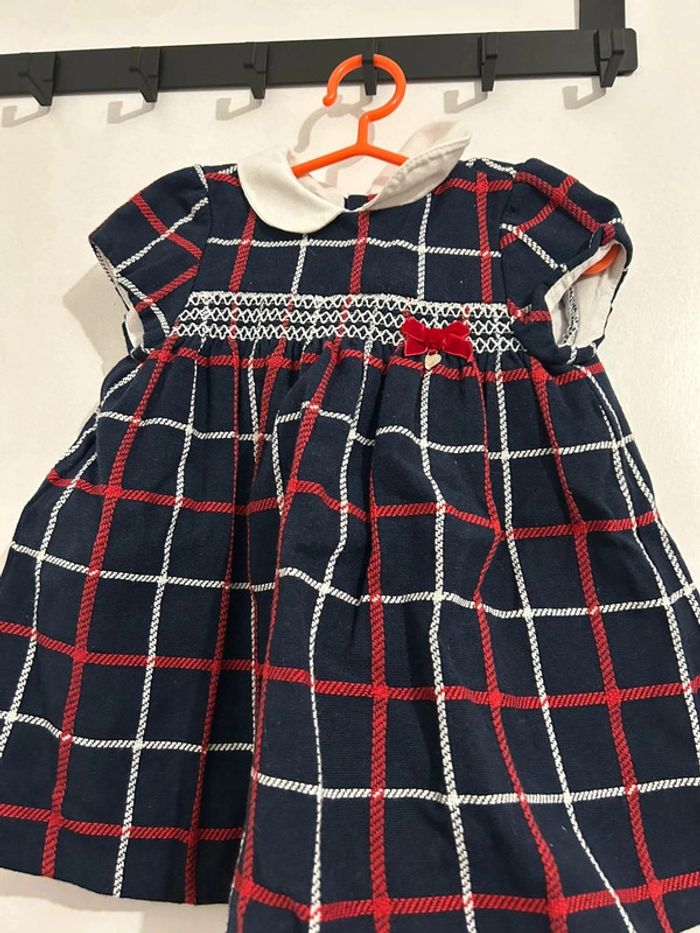 Robe carreaux bleu-marine rouge et blanc mayoral taille 6-9 m - photo numéro 3