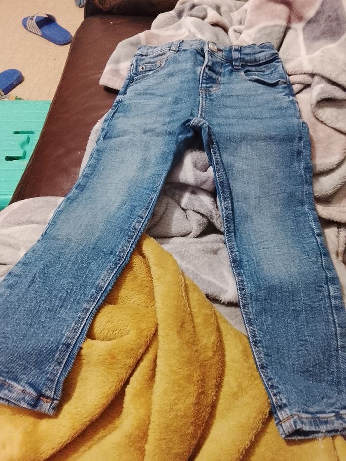 Pantalon garçon entre 3 et 4 ans Zara  h&m kiabi - photo numéro 5