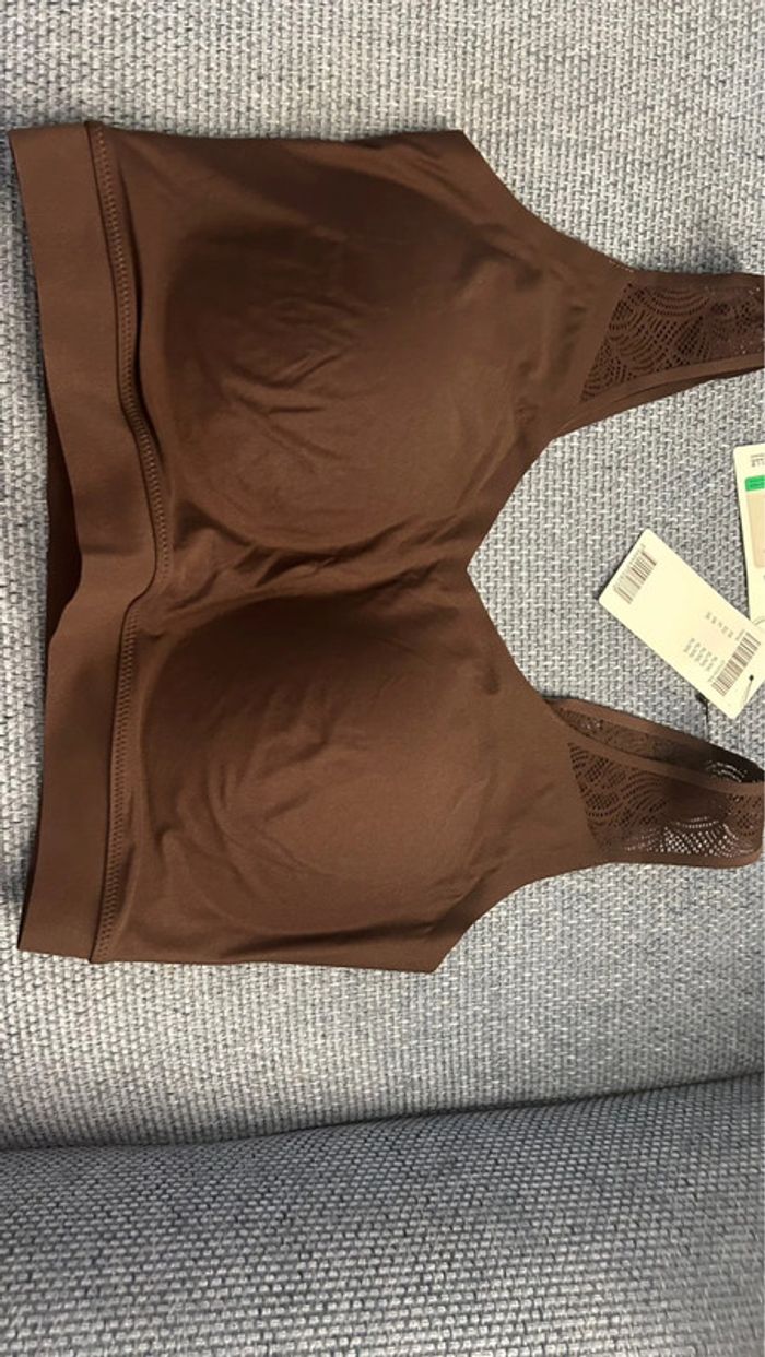 Brassière Chantelle neuve taille de XL à 2XL neuve