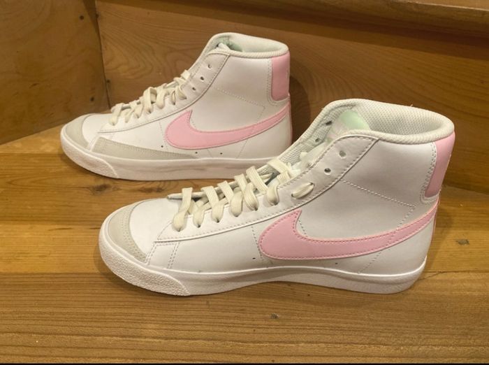 Basket Nike 38,5 - photo numéro 6