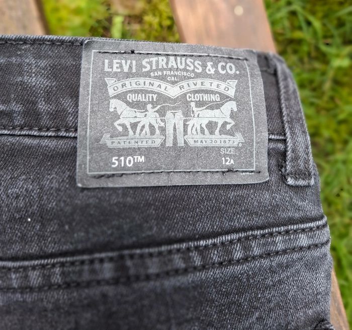 Jean's Levis noir délavé - photo numéro 5