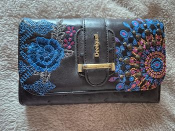 Porte chéquier compagnon desigual