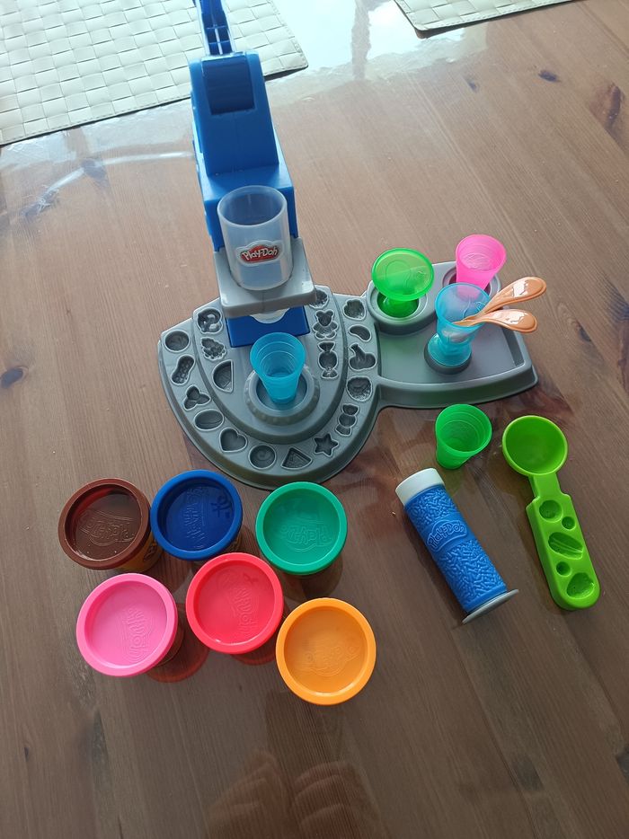 Pâte à modeler glace play doh