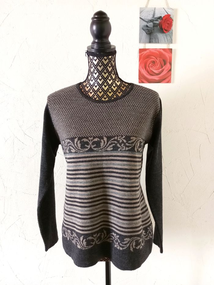 🌸Pull col rond, taille 38-40, Afibel