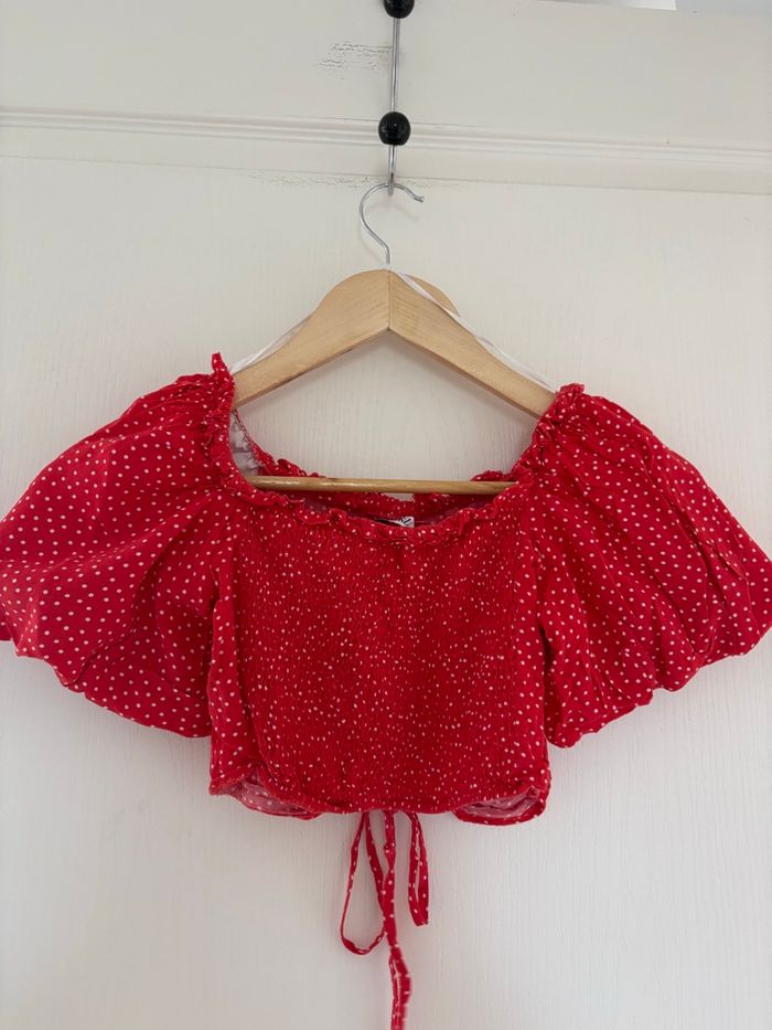 Top rouge - photo numéro 1