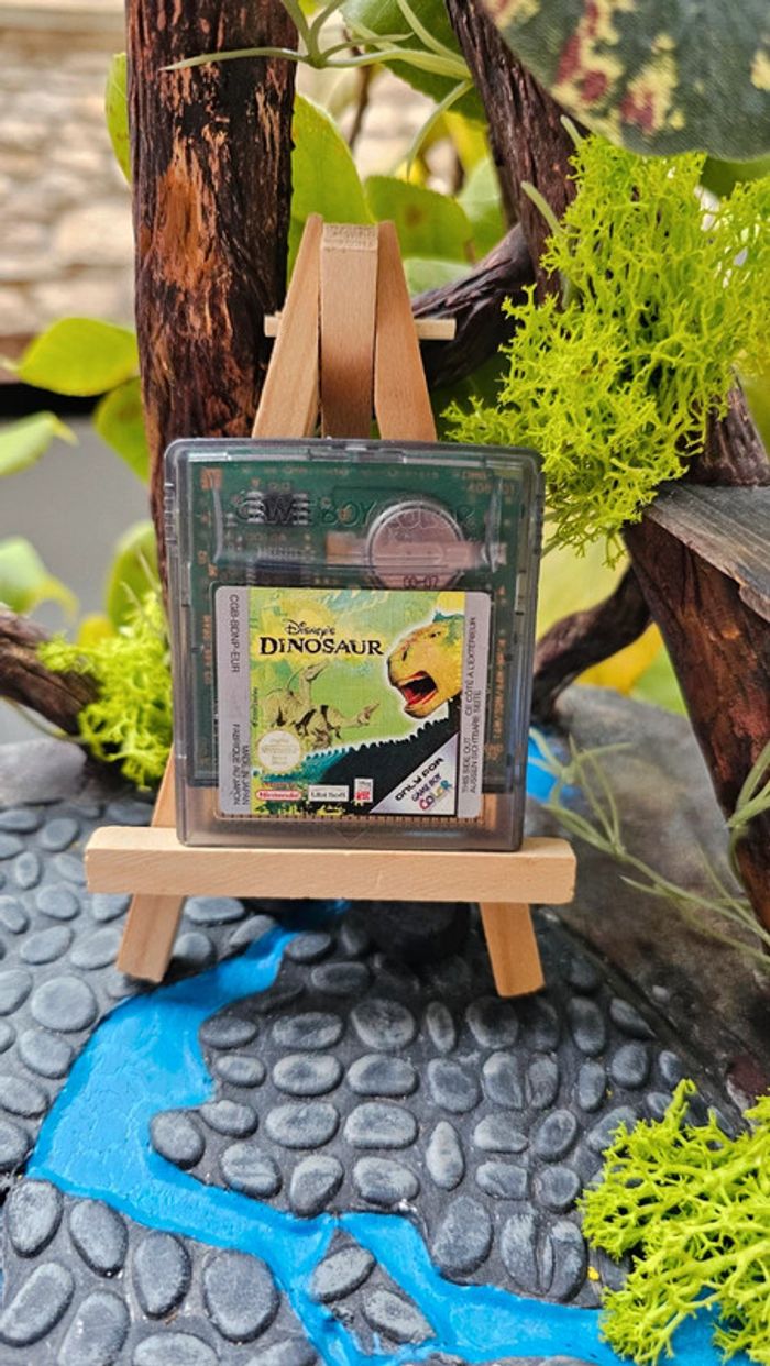 Super jeu Nintendo gameboy color Dinosaures - photo numéro 2