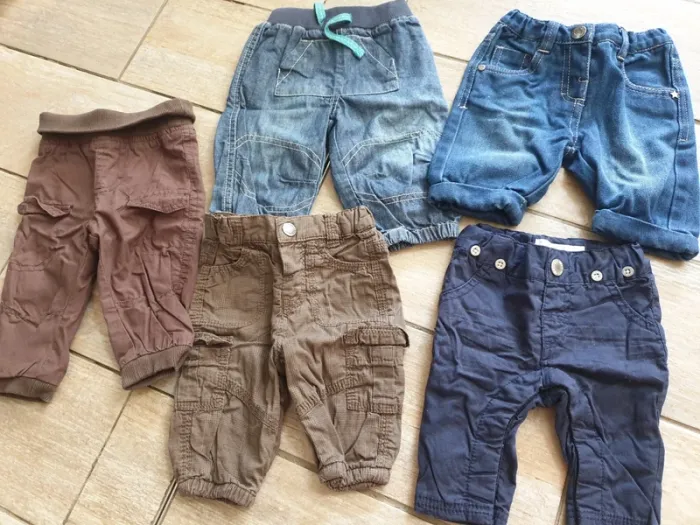 Lot 5 pantalons 1 mois