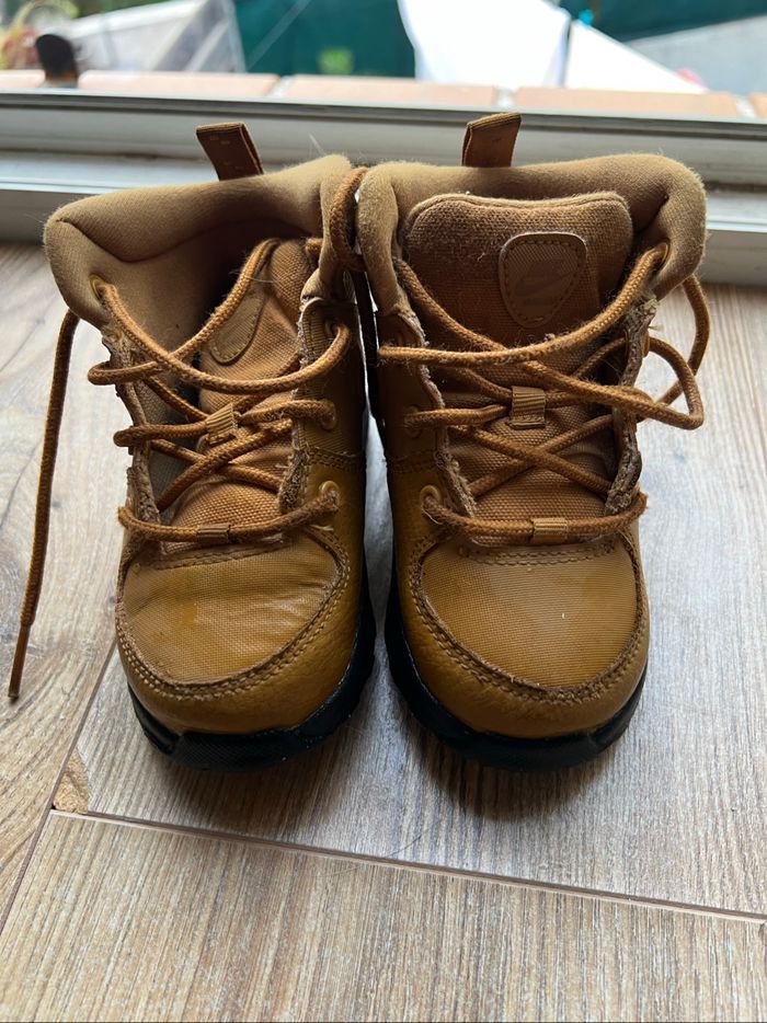 Chaussure nike enfant - photo numéro 2