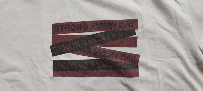 Tshirt manche courte 14 ans - photo numéro 2