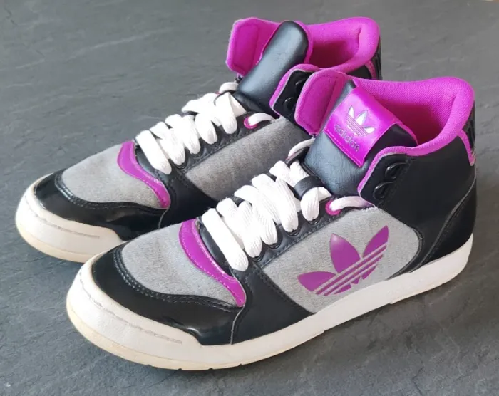 Adidas Midiru Court rose gris noir Taille 39