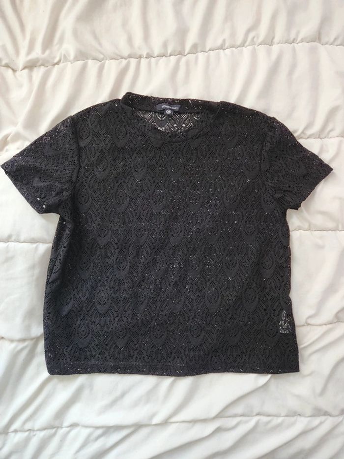 T-shirt dentelle noir taille M