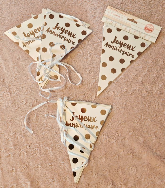 Lot de banderoles triangle