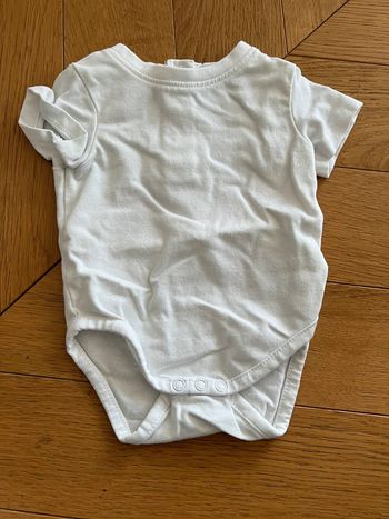 Body manches courtes 1 mois