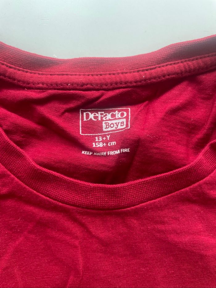 T-shirt Garçon taille 13 ans - photo numéro 2