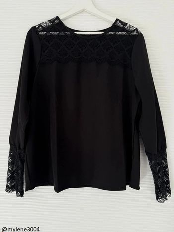 Haut blouse noire élégante uni col rond en dentelle manches longues