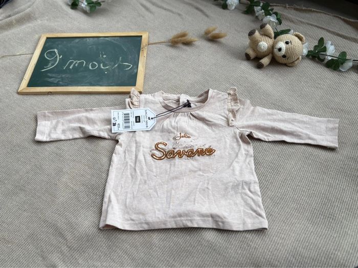 TEE shirt neuf avec étiquette, fille, 9mois, marque sergent major