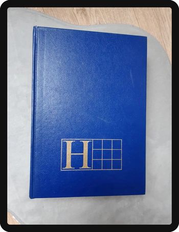 Dictionnaire édition de 1994 "hachette" en très bon état
