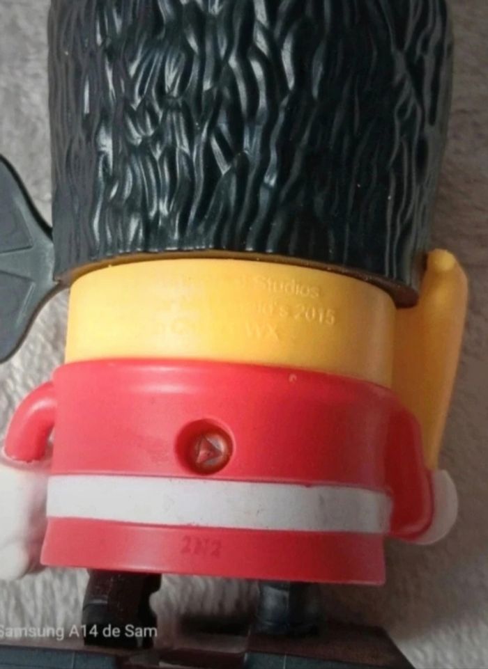 Figurine minions anglais macdonald 2015 - photo numéro 3