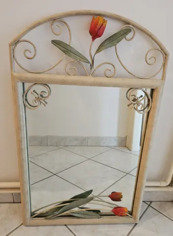 Miroir en fer forgé blanc/ beige vieilli