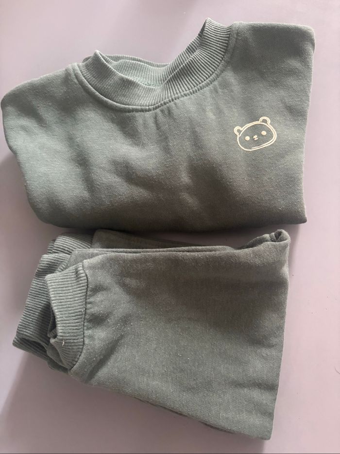 Ensemble jogging 9mois