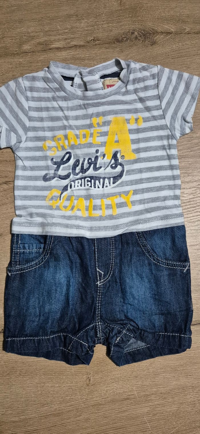 Combinaison short Levi's 9 mois - photo numéro 2