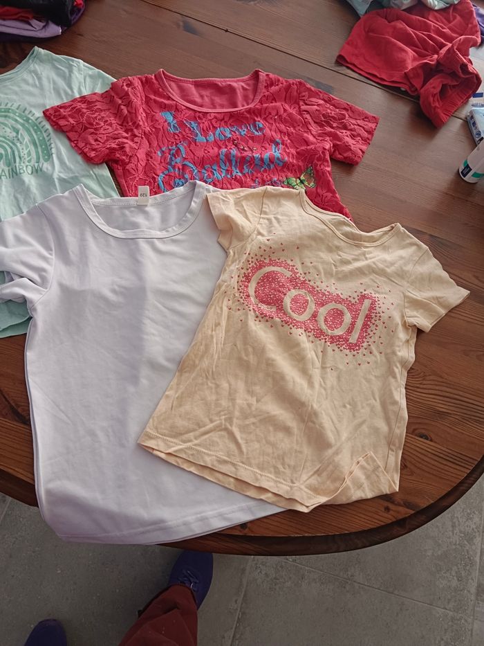 Lot tee shirt fille 8 ans - photo numéro 2