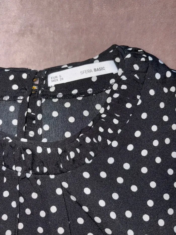 Blouse noir à pois blancs Sfera femme taille S en très bon état - photo numéro 3