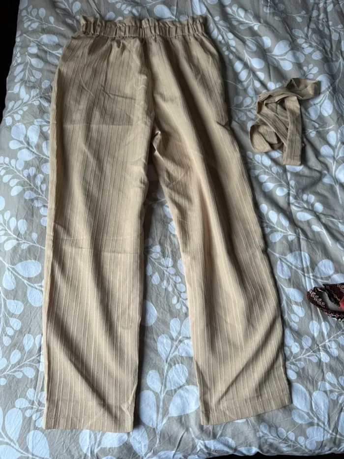 Pantalon droit beige - photo numéro 3
