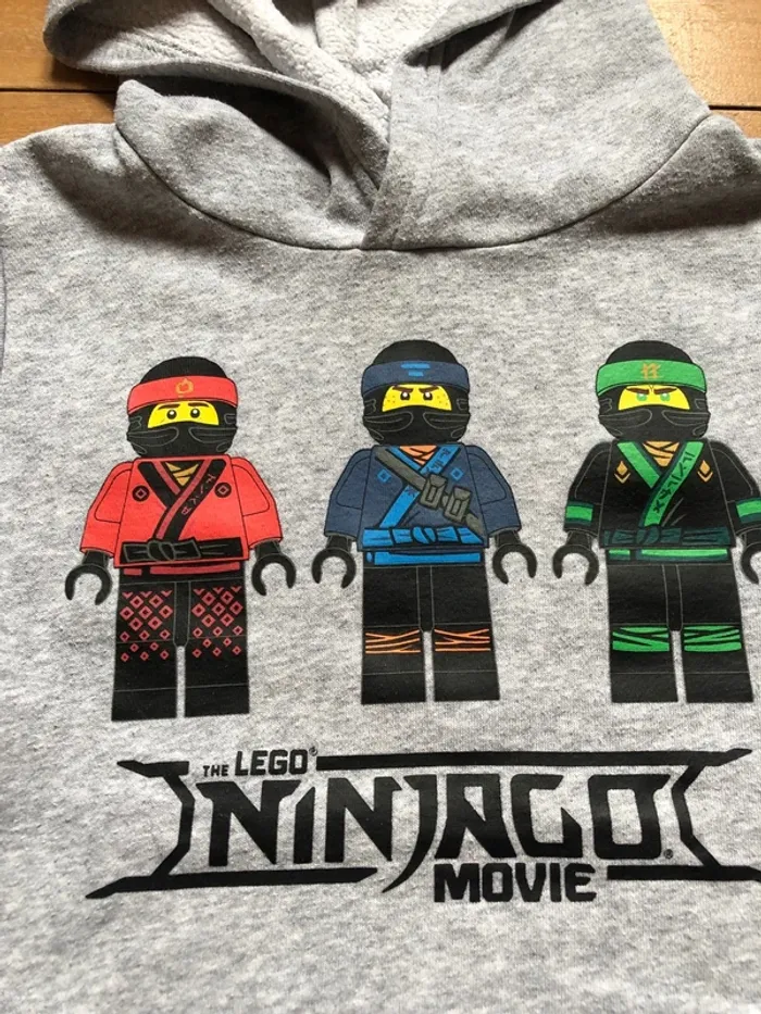 Pull / sweat à capuche ninjago lego - 4 ans - photo numéro 2