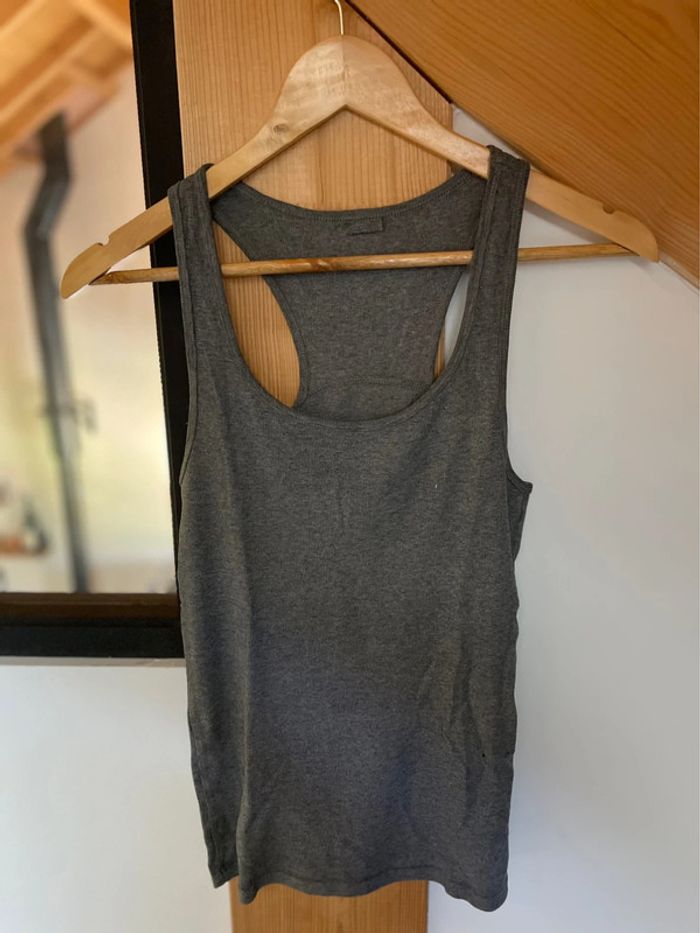 Top gris
